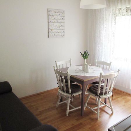 Apartments Marija Kaštela Eksteriør bilde